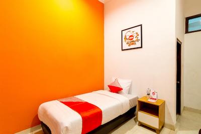 او وای او 1309 هتل شفیرا