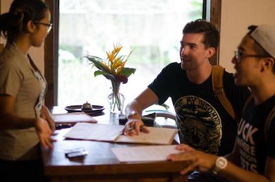 یابیکایو اکو بونگالوز