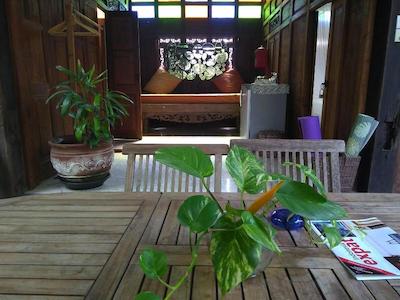 یابیکایو اکو بونگالوز