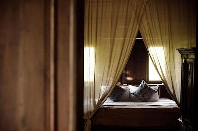 یابیکایو اکو بونگالوز