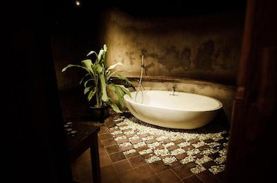 یابیکایو اکو بونگالوز