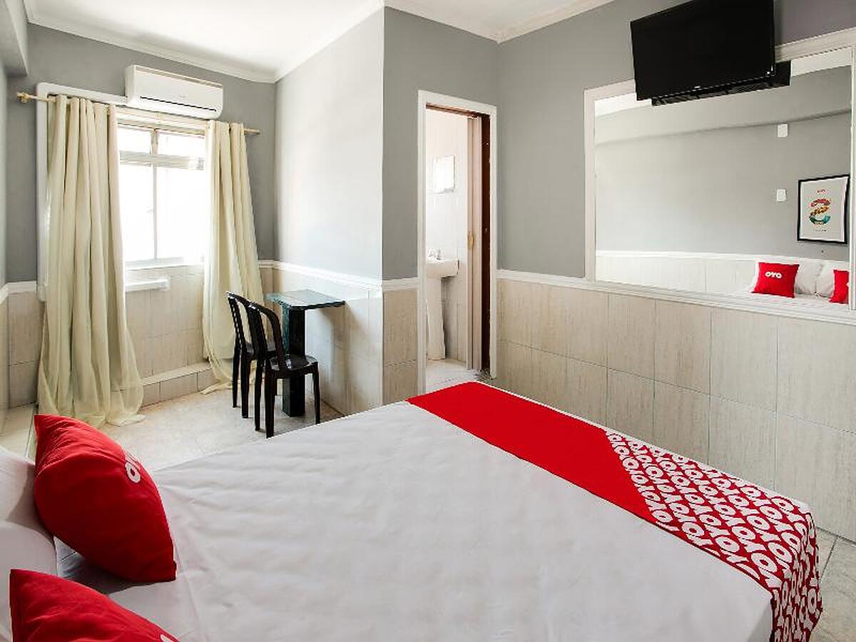 OYO Hotel Boneville