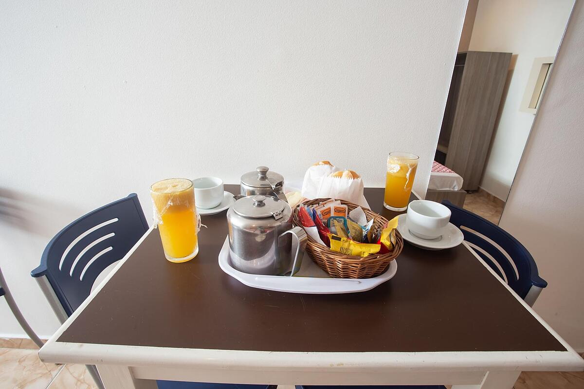 Oyo Vila Maria Hotel