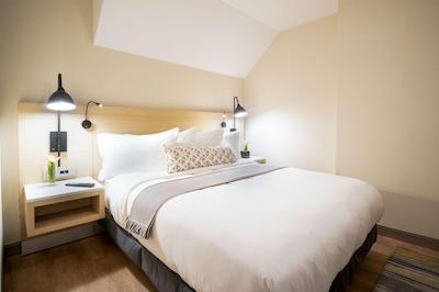 اینساینیا اسند هتل کالکشن