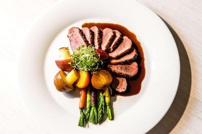 اینساینیا اسند هتل کالکشن