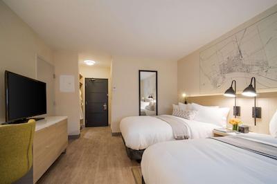 اینساینیا اسند هتل کالکشن