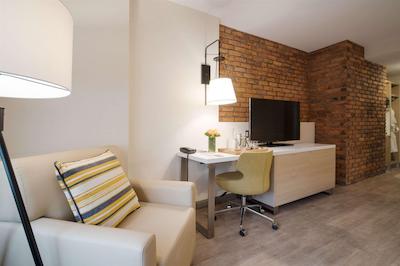 اینساینیا اسند هتل کالکشن