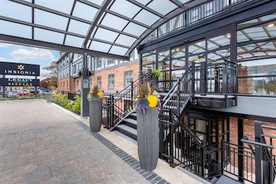 اینساینیا اسند هتل کالکشن