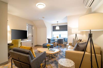 اینساینیا اسند هتل کالکشن