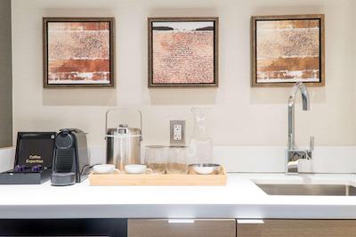 اینساینیا اسند هتل کالکشن