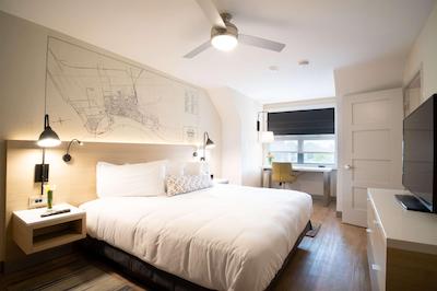 اینساینیا اسند هتل کالکشن