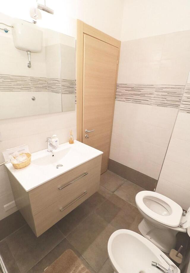 بی بی پیترارسا