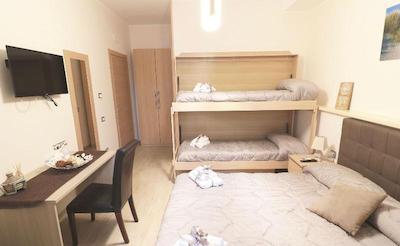 بی بی پیترارسا