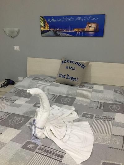 بی بی ویوا تاپولی