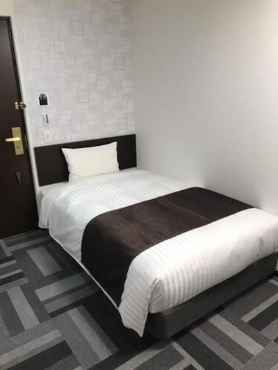 آکاساکا یوربان هتل انکس