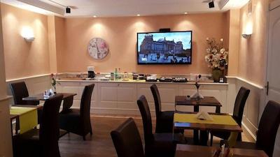 هتل مدیترانئو