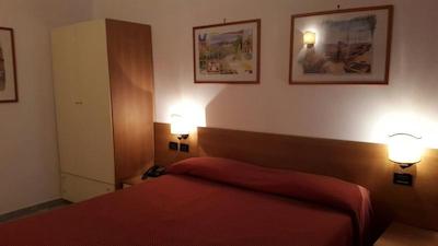 هتل مدیترانئو