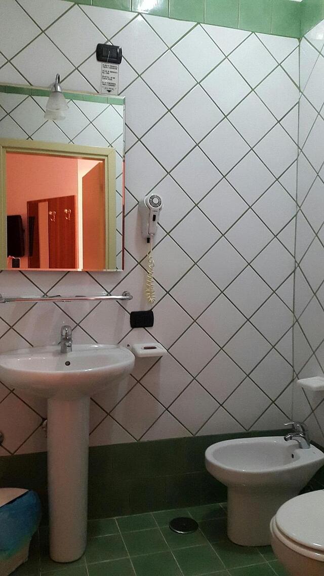 هتل مدیترانئو