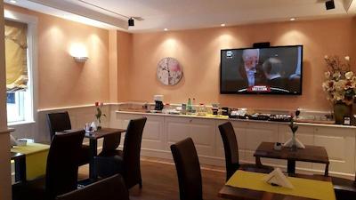 هتل مدیترانئو