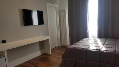 هتل مدیترانئو