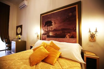 لا بلا ناپولی بی بی