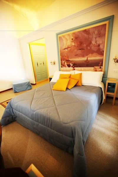 لا بلا ناپولی بی بی