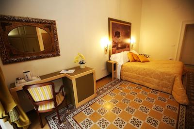 لا بلا ناپولی بی بی