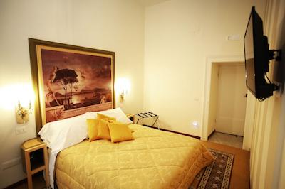 لا بلا ناپولی بی بی