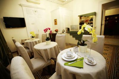 لا بلا ناپولی بی بی