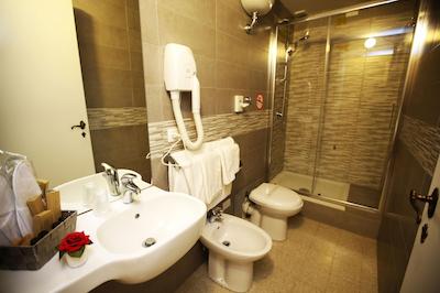 لا بلا ناپولی بی بی