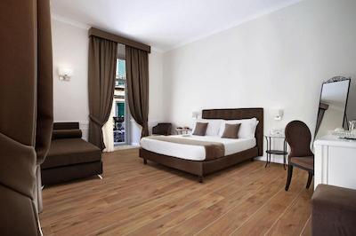 لا فونتانینا سوئیتز