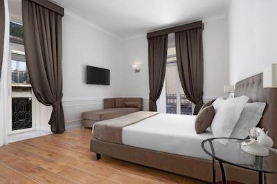 لا فونتانینا سوئیتز