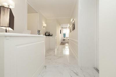 لا فونتانینا سوئیتز