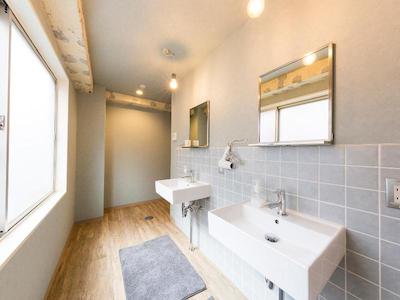 گست هاوس دنچی