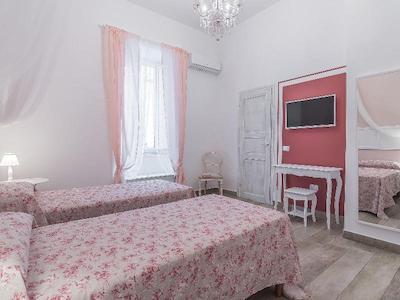 له ویلانل بی بی