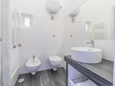 له ویلانل بی بی