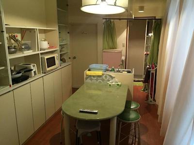 پالت تاکاشی مادایرا گست هاوس