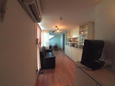 پالت تاکاشی مادایرا گست هاوس