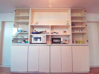 پالت تاکاشی مادایرا گست هاوس