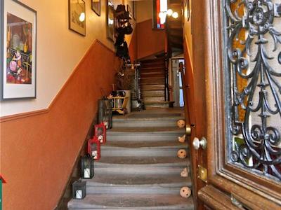 لا کا لستین