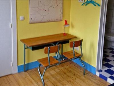 لا کا لستین