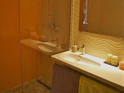 لا کا لستین