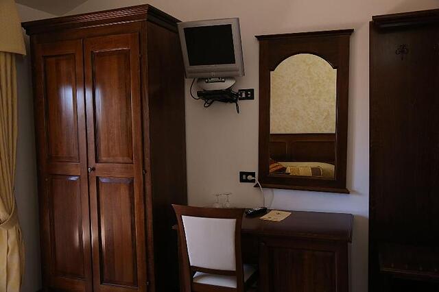 هتل ال برونلو دی مونتاکینو