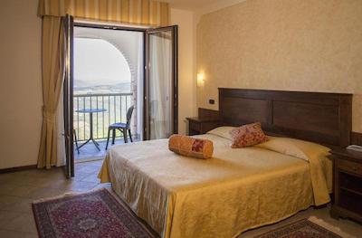 هتل ال برونلو دی مونتاکینو