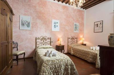 لا لژیا ویلا گلوریا