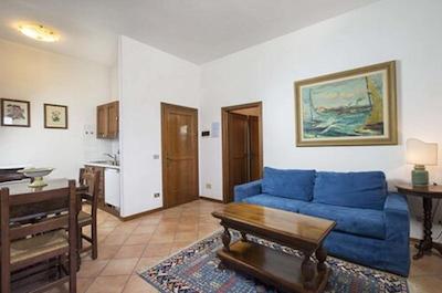 لا لژیا ویلا گلوریا