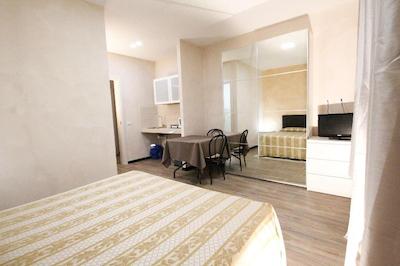 لا لژیا ویلا گلوریا