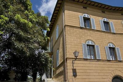 ریلیز لا کورته دی کاوالیر