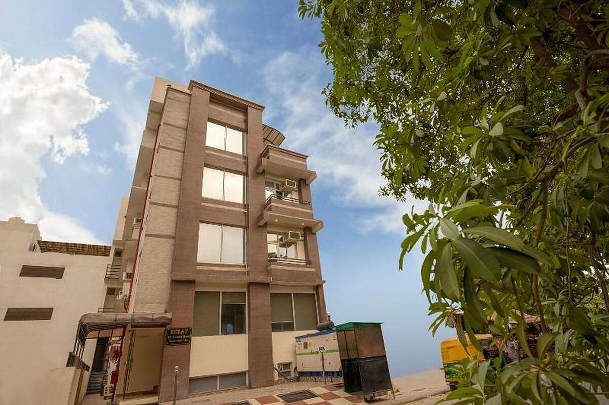 ایکلات سوئیتز مینت گومتی ناگار