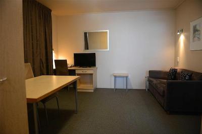 ویکتوریا کورت موتور لاج